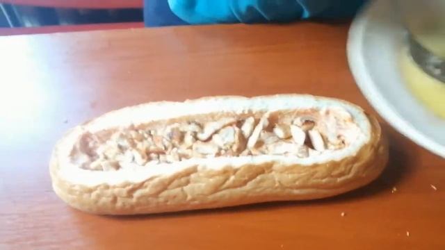 ГОТОВИМ С ЛЮБОВЬЮ на кухне батона пиццы для ленивых буцеда и мукбанг смотреть онлайн