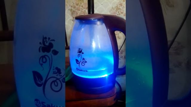 Чайник Sakura после ремонта, со светодиодной подсветкой колбы. смотреть онлайн