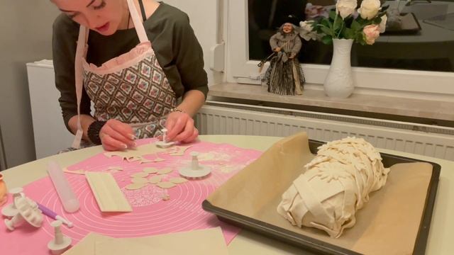 ГОТОВИМ ДОМА #мясо #тесто #слоеноетесто #вырезки #свинина #говядина #еда #вкусно #простойрецепт смотреть онлайн