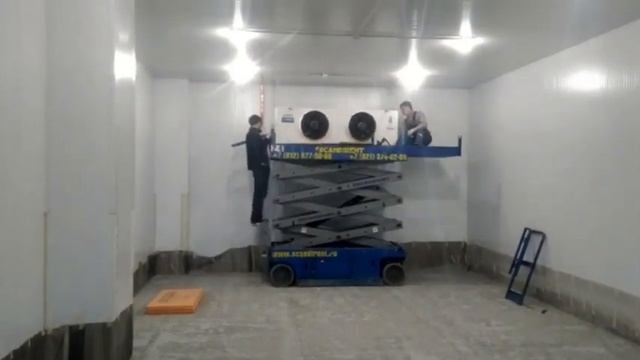 Монтаж воздухоохладителей низкотемпературной камеры для мяса