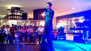 Christian Bautista - How Deep Is Your Love - (Official Live Performance @ Shangri-La Plaza Mall )