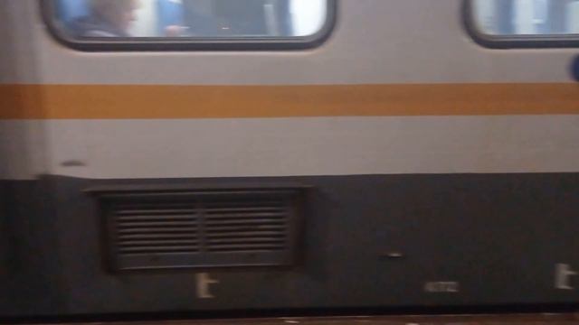 Электропоезд ЭД4М-0501 "РЭКС" №7078«Москва(Курский Вокзал)-Крутое», ЭД4М-0428 «Москва-Электрогорск» смотреть онлайн