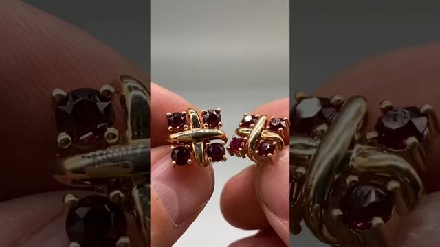 Пусеты с рубином Тиффани смотреть онлайн