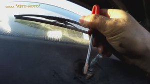 Туго вращаются или закусывают стеклоочистители (_дворники_)