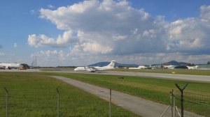 Plane spotting at Salzburg Airport LOWS