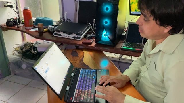 Características internas de HP OMEN i7-9750H CPU Laptop GAMING / Review HP OMEN i7-9750H смотреть онлайн