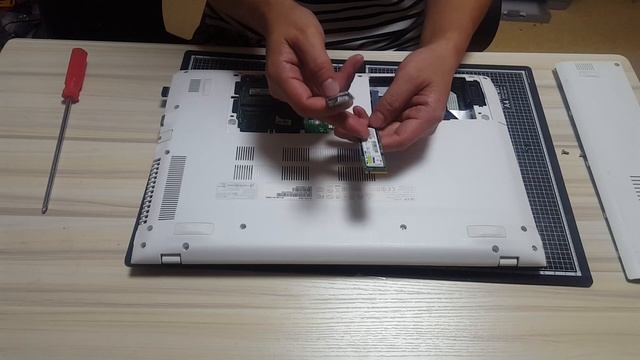 M.2 SATA를 M.2 NVME로 교체하기( M.2 NVME VS M.2 NVME) смотреть онлайн