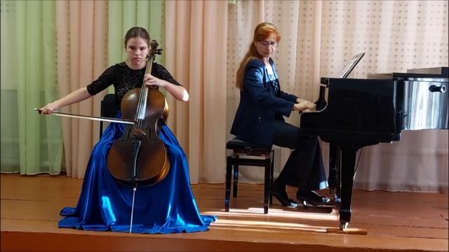 1. Евгений Глебов.Мелодия.2. Себастьян Ли. Гавот. смотреть онлайн