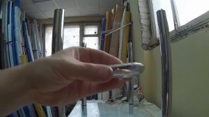 Как собрать СТЕКЛЯННЫЙ СТОЛ с опорами из мебельной трубы. How to make a table out of glass