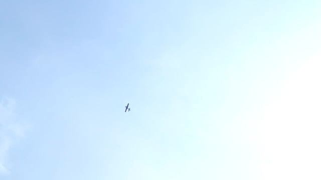 EXTRA 260 с ДВС смотреть онлайн