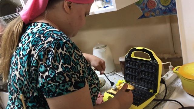 Занятия по бытовой социализации со взрослыми аутистами смотреть онлайн