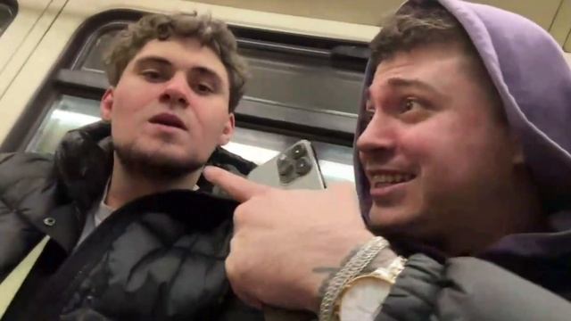 СВИДАНИЕ с ДЕВУШКОЙ В БАТУТНОМ ЦЕНТРЕ / АНАР на СВИДАНИИ С ПОЛИНОЙ (feat. leva2k) смотреть онлайн