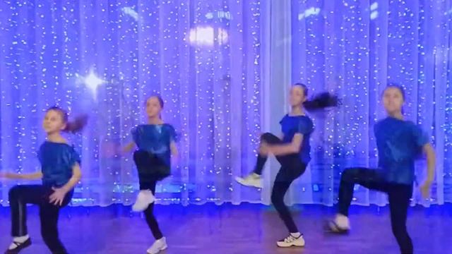 С днем родной школы! смотреть онлайн