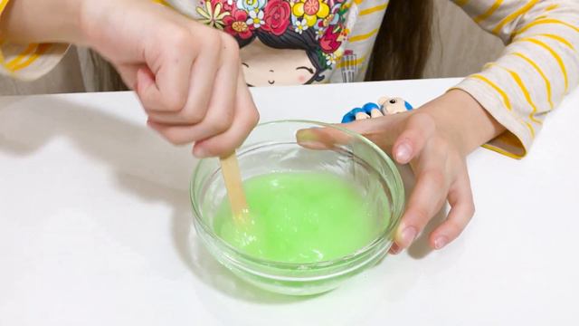 Неоновый светящийся надувной слайм (лизун) смотреть онлайн