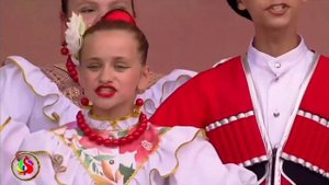 "Садила баба лук, чеснок" 2) "Задумал да старый дед другой раз жениться" исполняет "ВОЛЬНИЦА-kids"