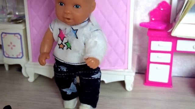 МАМА, Я УМЕНЬШИЛ СЕСТРУ? Катя и Макс веселая семейка Смешные истории с куклами Барби и ЛОЛ Даринелк смотреть онлайн