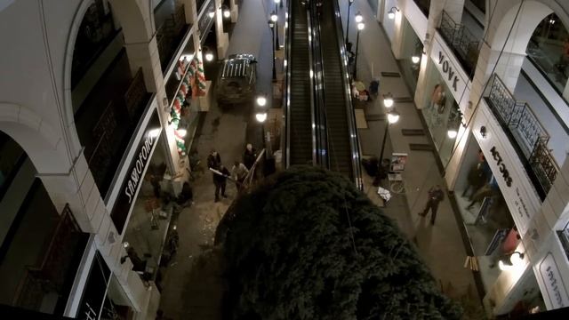 Backstage. Установка ёлки в ТРЦ "Французский бульвар". Новый год! смотреть онлайн