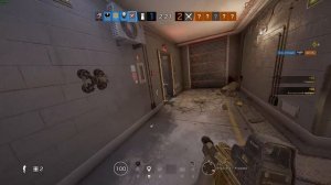 Топ 10 Оперативников для новичка в Rainbow Six Siege