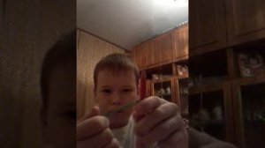 Как сделать лук из карандаша и резинок