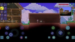Как призвать торговца в Terraria! (Ответ тут)