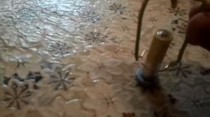 моторчик из батарейки из недим магнита и медной проволоки своими руками