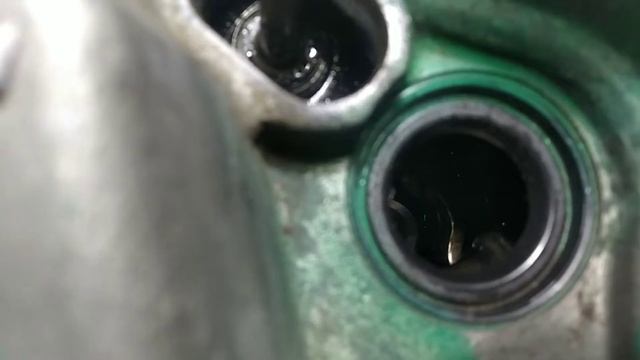 Снятие установка форсунок common rail 33800-27010 0445110064 D4EA Поставил старые с метками Y Y Y Z смотреть онлайн