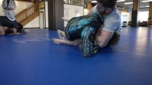 Jiu Jitsu Black Belt Gives Another Blue Belt Test