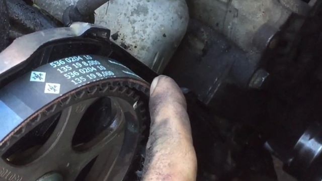 VW POLO 1.4 MPI замена ремня ГРМ.mp4 смотреть онлайн