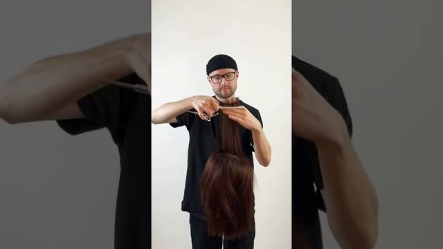 Как правильно держать ножницы парикмахеру / Стрижка ножницами / Как правильно стричь смотреть онлайн