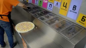 приготовление пиццы в Додо Челябинск