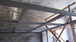 АНТРЕСОЛЬНЫЙ ЭТАЖ В КВАРТИРЕ С ВЫСОКИМИ ПОТОЛКАМИ