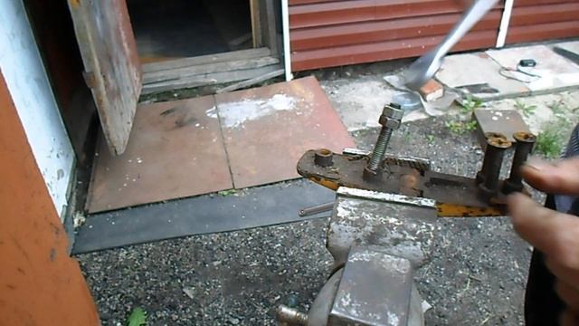 Как выкрутить шпильку если нет шпильковёрта. смотреть онлайн