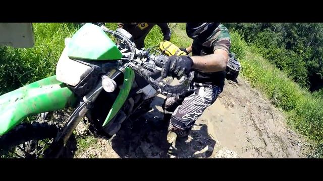 Эндуро покатуха под Фрязино // Fryazino enduro // Suzuki Djebel 250XC смотреть онлайн