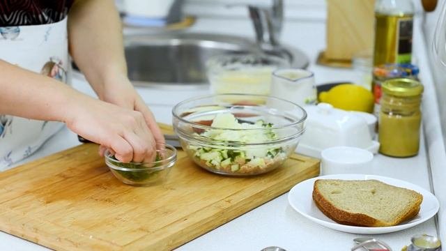 Сэндвич с тунцом./ Видео рецепт. Любители тунца! Встречайте свой идеальный сэндвич.
