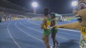 Kimone Shaw (St. Jago) Smashes Class 2 100m Record in 11.40 Champs 2016