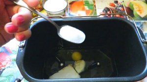 Сдобное тесто в хлебопечке. Бюджетный рецепт.