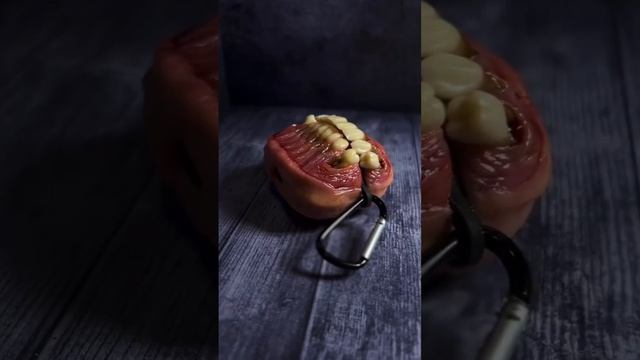 Чехол для наушников AirPods Pro pro 2 из полимерной глины. Пасть. смотреть онлайн