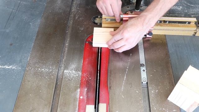 Scrap wood puzzle cube made from a 2x4 | LOCKDOWN DAY 32 смотреть онлайн