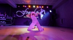 Женя Перминова - Frame Up Strip Performance