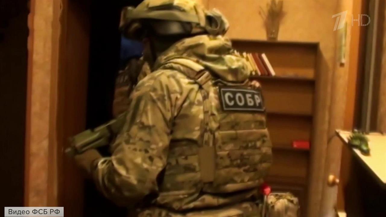 В Красноярске задержали подростка, который планировал вооруженное нападение на школу