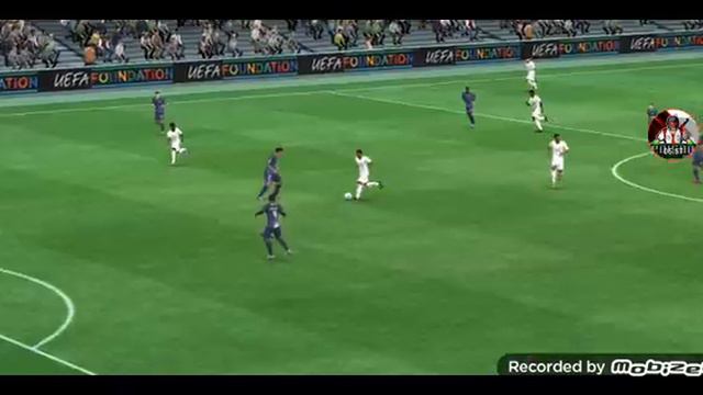 про играет в FC Mobail смотреть онлайн