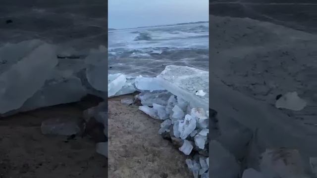 Лед тронулся. Ледоход на Волге в Татарстане