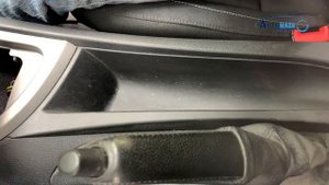 Installer autoradio grand écran et découpe tableau de bord BMW série 1 e87