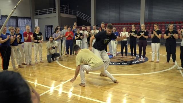 Sunday final roda. Capoeira Weekend Moscow смотреть онлайн