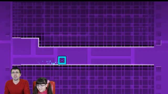 Мы прошли уровень в Geometry Dash! Это было сложно!