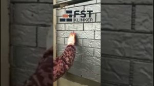 Фрагмент монтажа Гибкой клинкерной плитки "FST" на фасадной сетке с защитной пленкой
