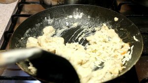 Тертый картофель!!  Так ты точно ещё не готовил. Хотел бы я знать рецепт раньше
