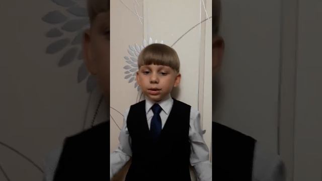 Читаю А. С. Пушкина Отрывок из поэмы Руслан и Людмила «У Лукоморья дуб зелёный…» смотреть онлайн