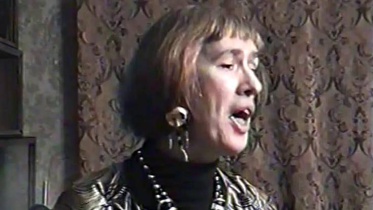 "Тебе одной" (запись 1998 г.). Поют Людмила Титова и Лидия Васильева (аккомпанемент).