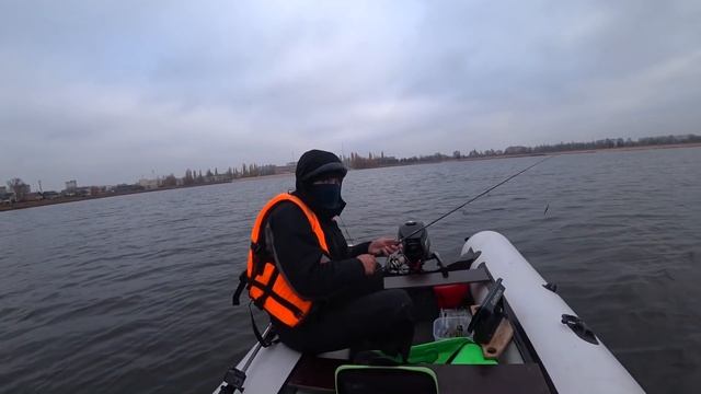 САМАЯ ЖАДНАЯ РЫБА. ЛОВЛЯ СУДАКА И ОКУНЯ НА ДЖИГ смотреть онлайн